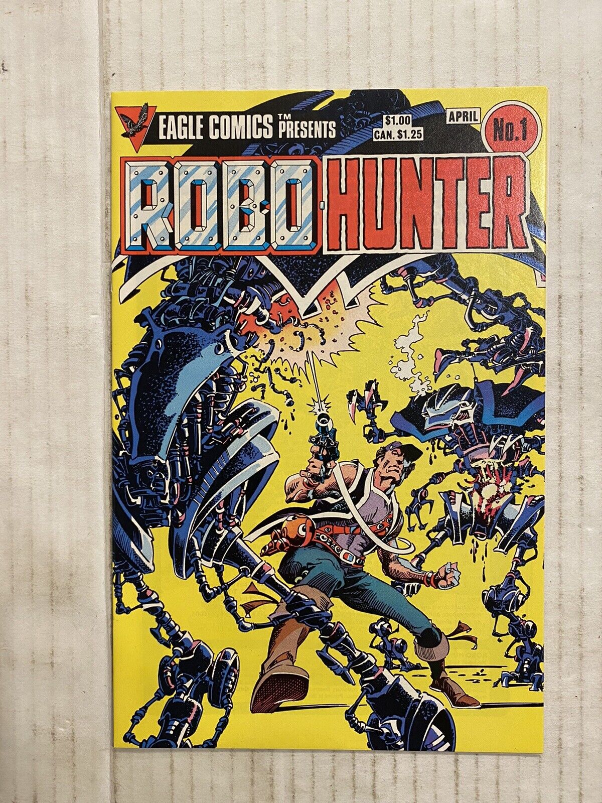 EAGLE COMICS Presents Robo Hunter Vol 1 April 1984 Comic Book Higher Grade
