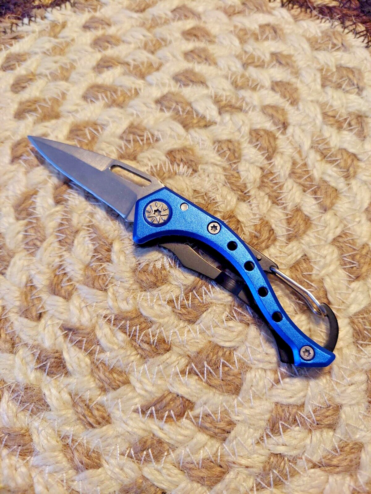 Blue Keychain Pocket Knife Folding /Locking  Stainless Steel Sharp Outdoor
