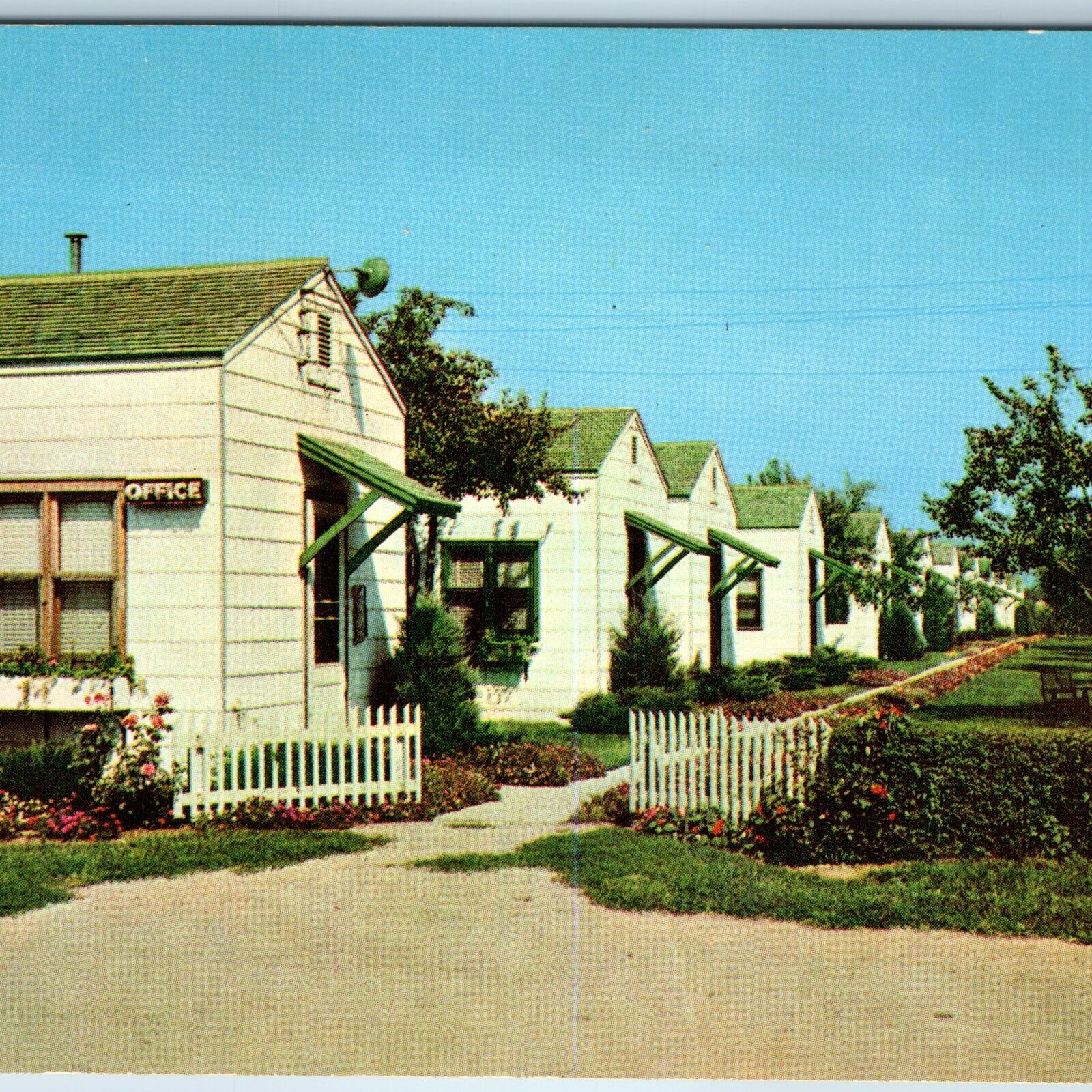 c1950s Council Bluffs, IA Grove Motel Trailer Court Offices Hwy 275 Littrel A208