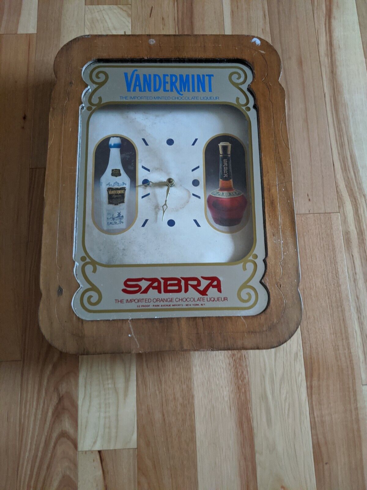 Vintage Vandermint Sabra Liquors Clock Bar Sign Advertisement 
