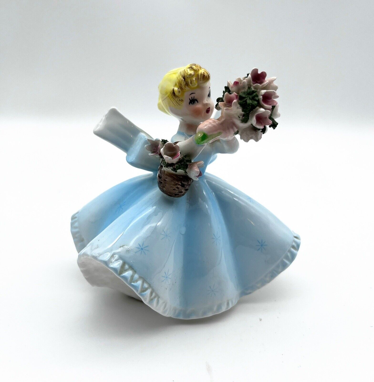 Vintage 1960s Lefton Girl Blue Dress With Bouquet Of Flowers Figurine