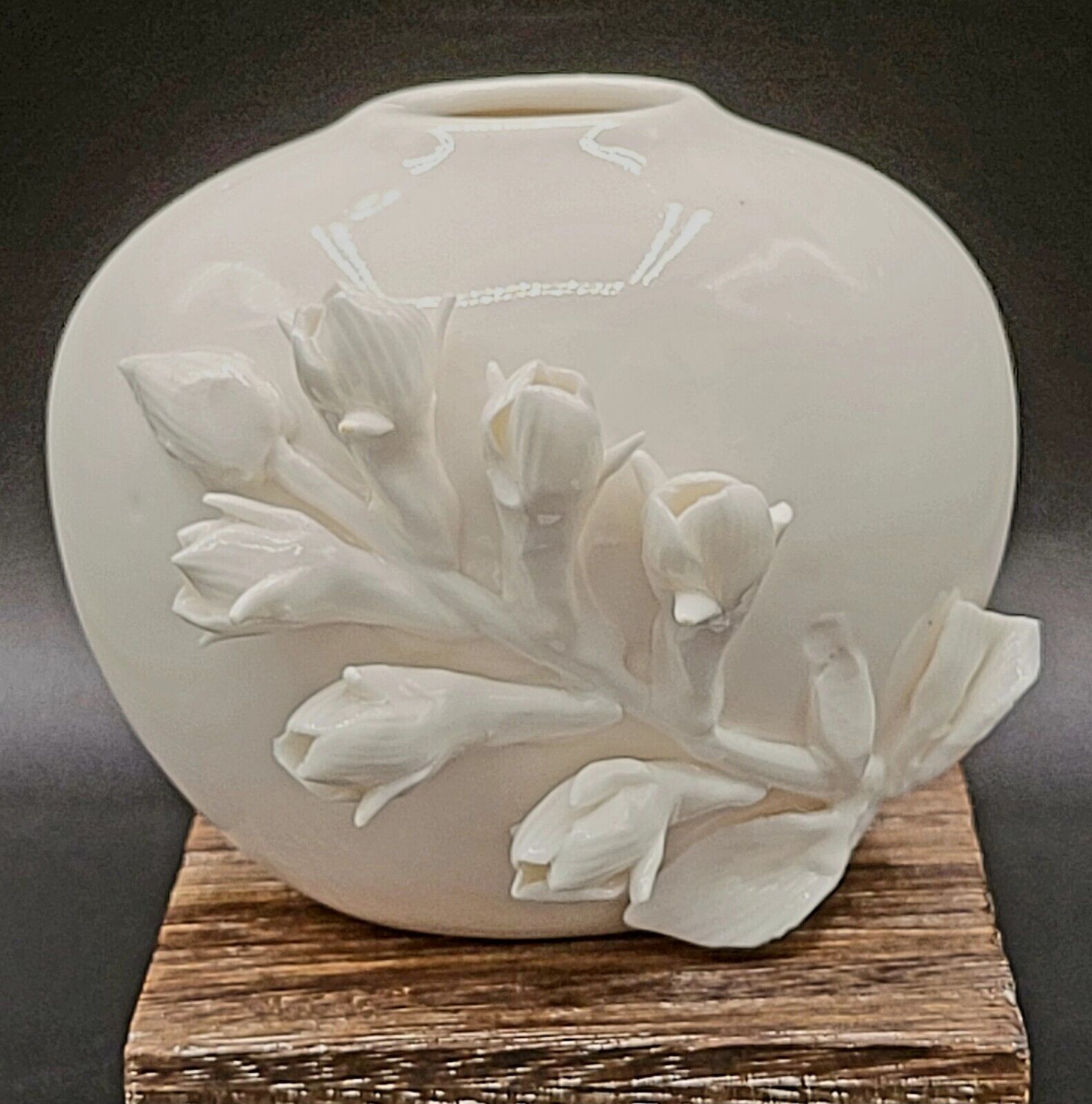 Vnt China de Blanc White Floral Miniature Vase. As Is