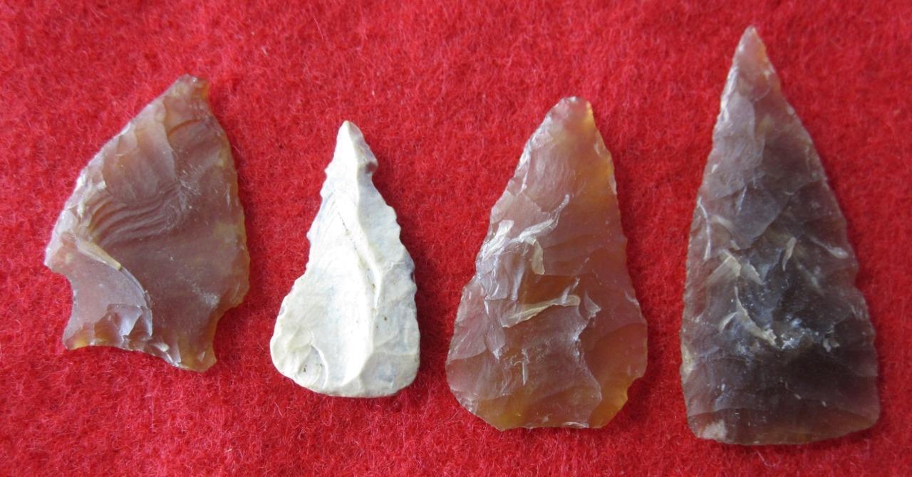 4 ARTIFACTS FROM NORTH DAKOTA   KNIFE RIVER FLINT & OTHER LOCAL MATERIALS