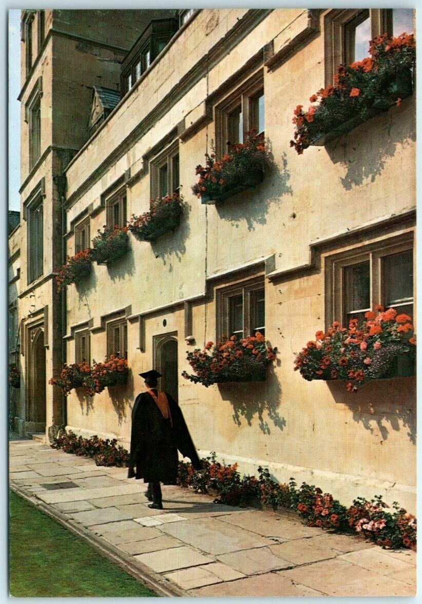 Postcard - Pembroke College, Oxford, England