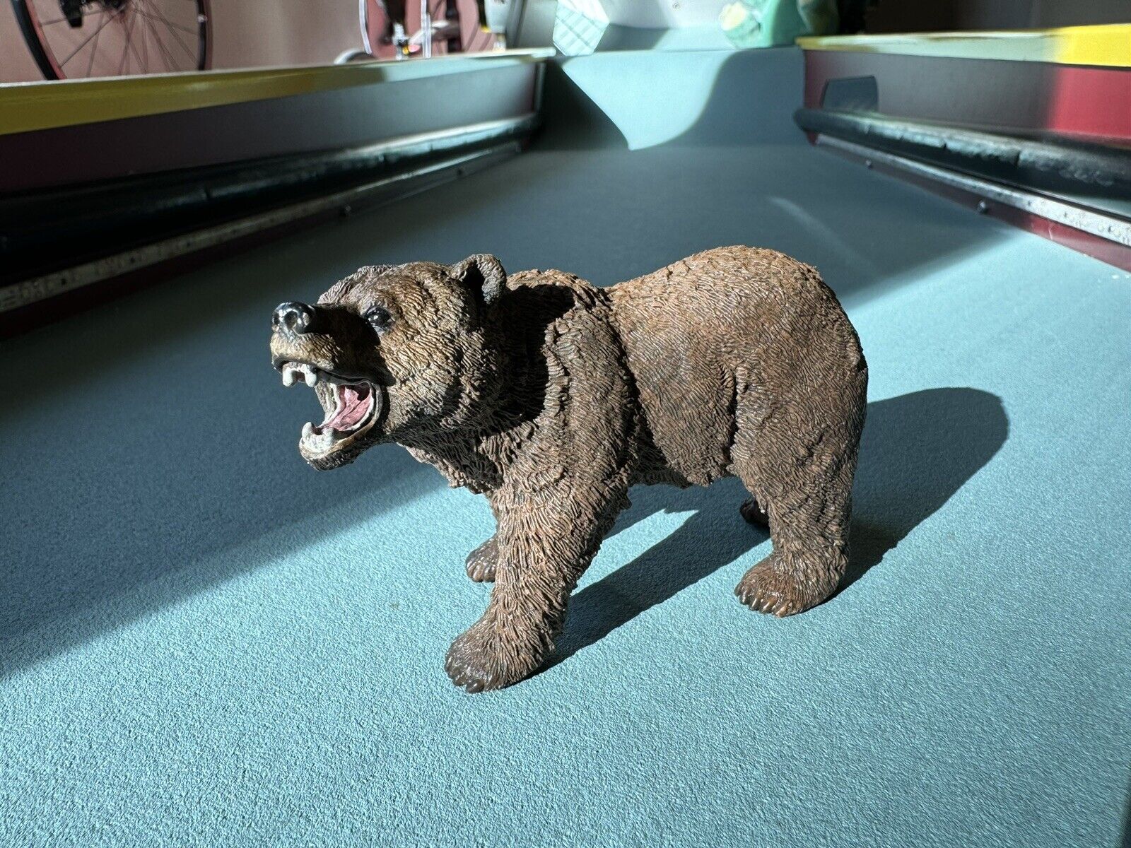 Schleich Grizzly Adult Brown Roaring Bear 2012 Wildlife Toy Figurine Retired