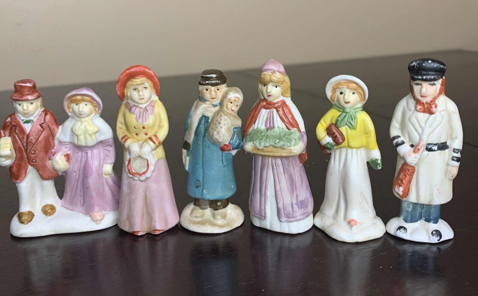 Vintage Lemax Christmas Village Porcelain Figures lot of 6