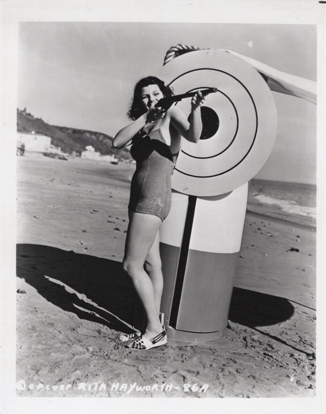 Rita Hayworth (1950s) ❤️ Vintage Hollywood Beauty Leggy Cheesecake Photo K 512