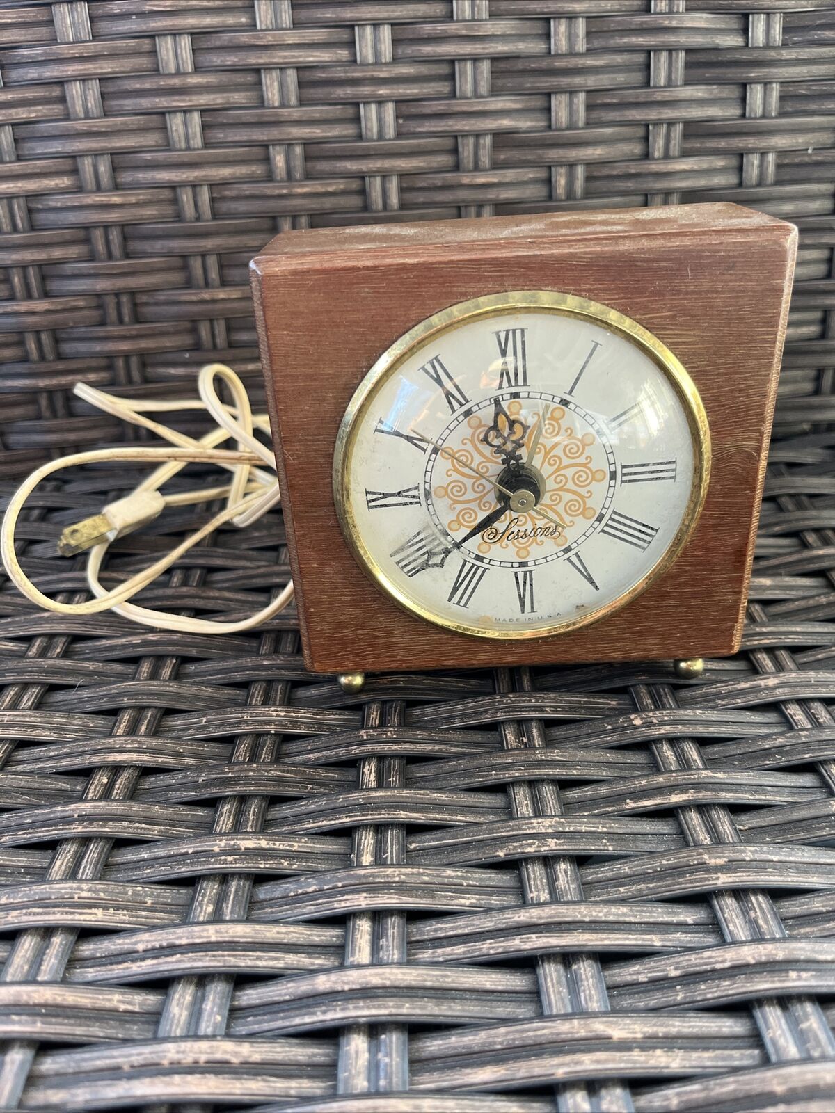 RARE Vtg MCM Sessions Clock Co. Wood Mantle Clock Electric Art Deco Model 23821