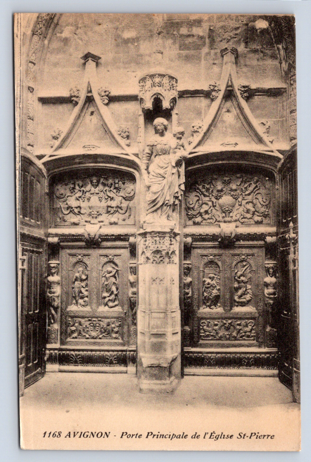 Vintage Postcard AVIGNON - Porte Principale de l\'Eglise St Pierre