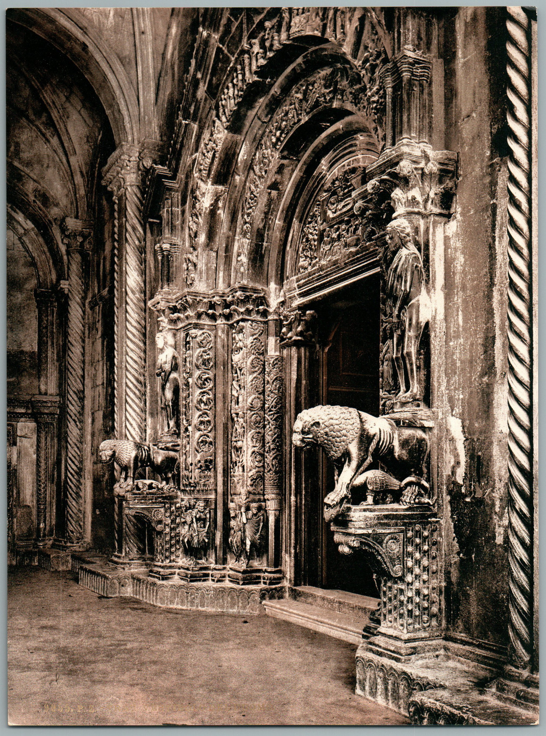 Dalmatia. Traù. Vestibule del Duomo.  Vintage Photochromie PC, Trogir, Croatia