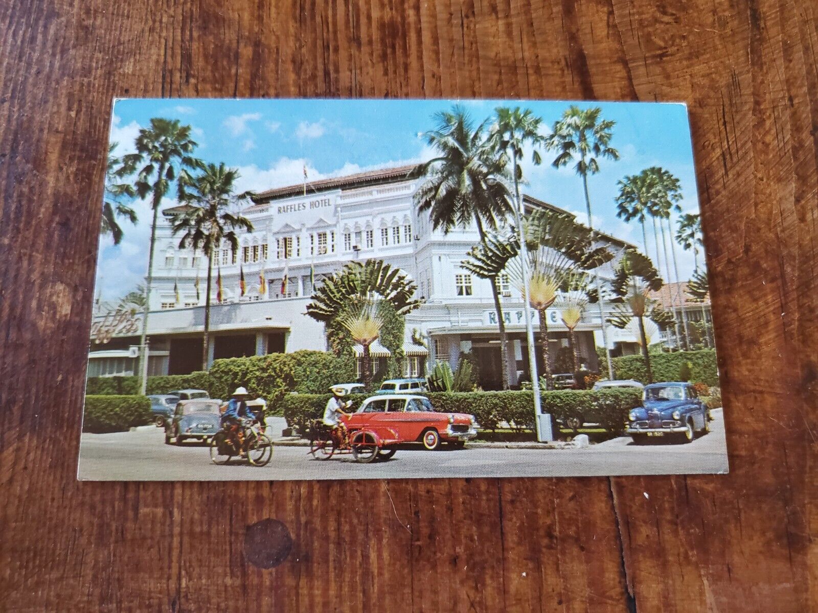 Vintage Raffles Hotel Postcard Color Singapore Asia Tourism Asian