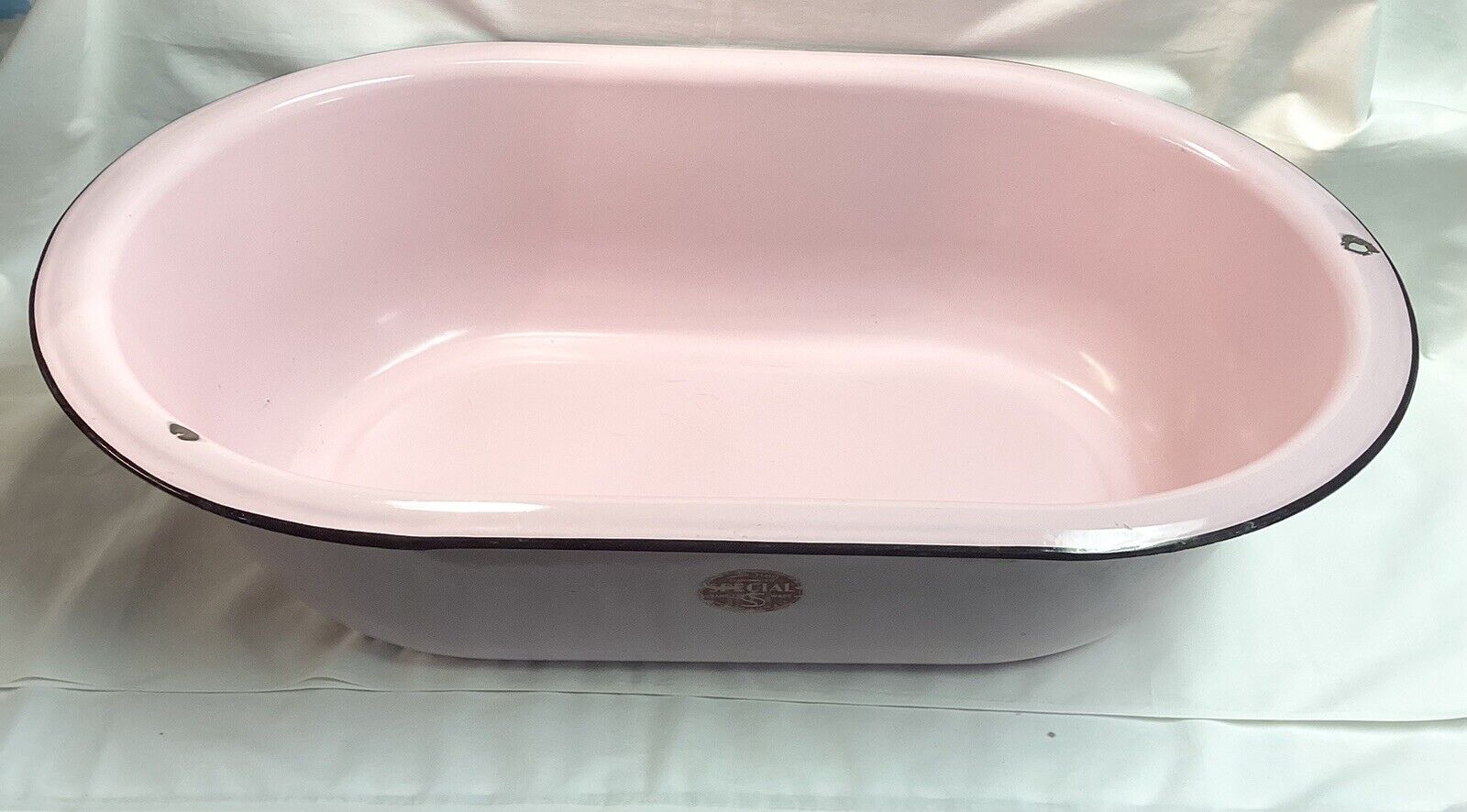 Vintage Pink OVAL X- Large Enamelware Tub Basin Made In USA