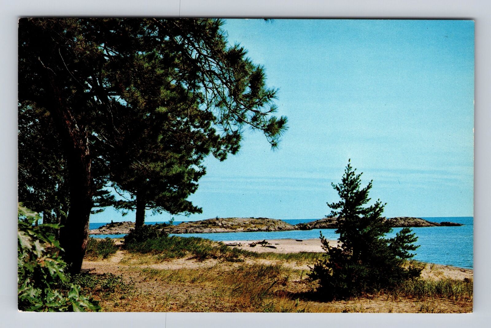 Marquette MI-Michigan, Shiras Park Picnic Rocks, Lake Superior, Vintage Postcard