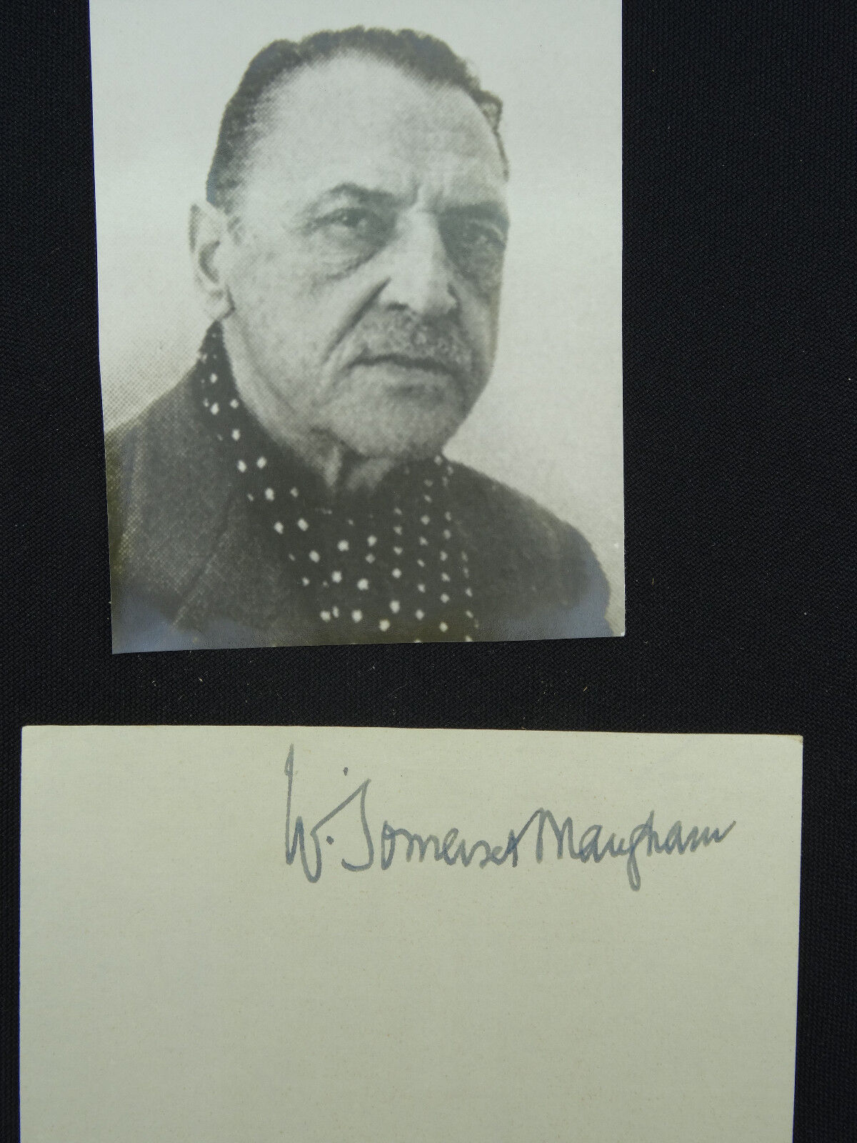 RARE W. SOMERSET MAUGHAM SIGNED AUTOGRAPH SIGNATURE on PAPER