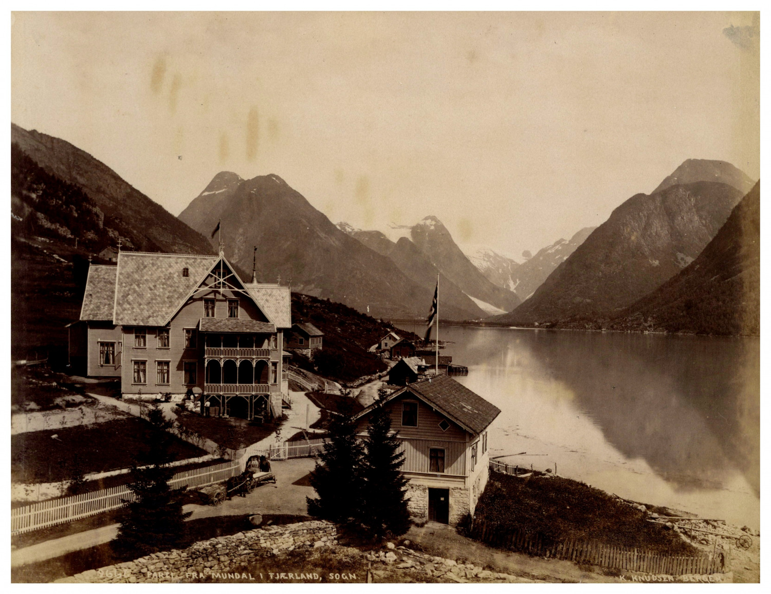 Norge, Parti fra Mundal I Fjaerland, Sogn, photo. K. Knudsen Vintage Albumen Pri