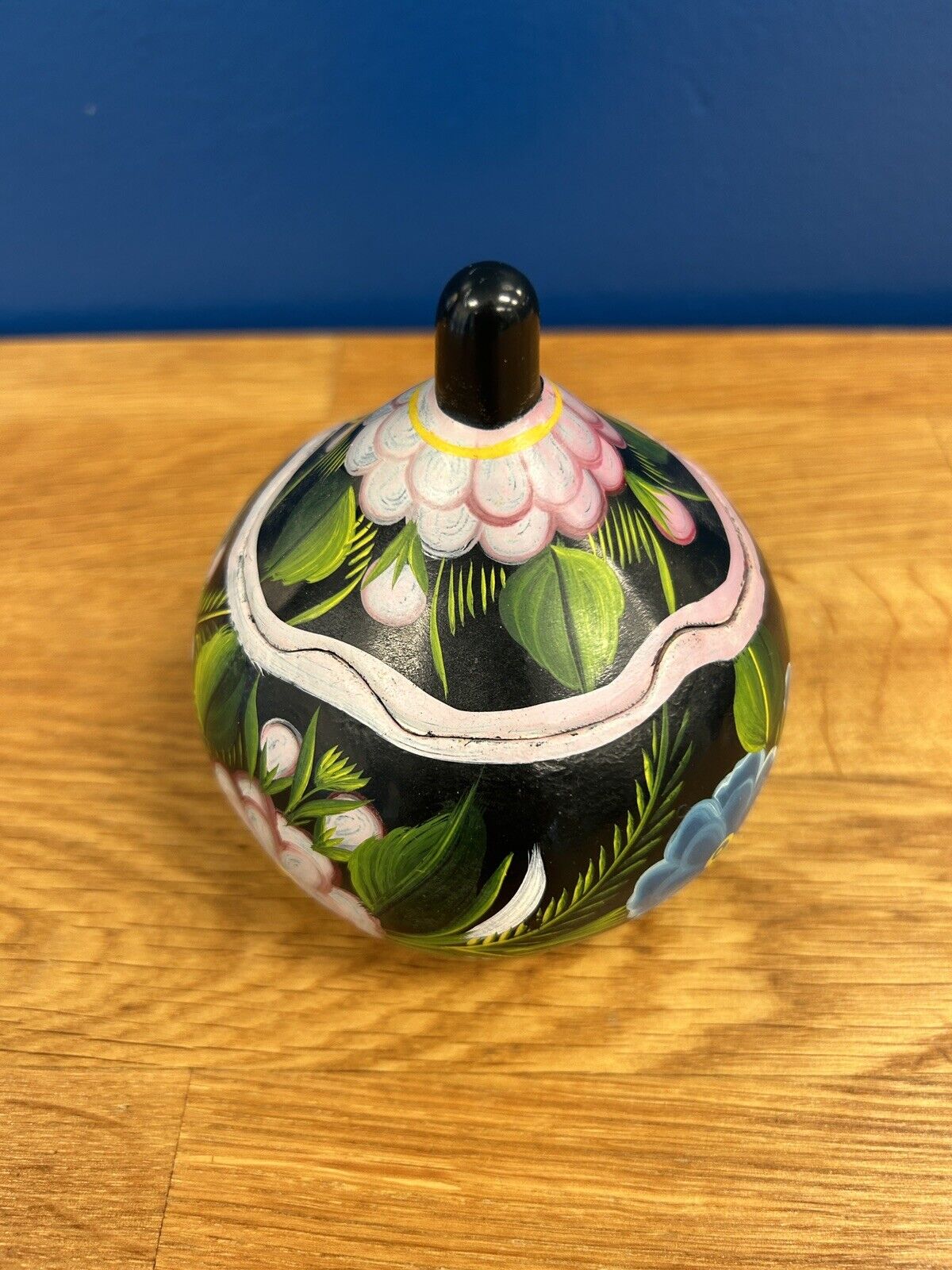 Hand painted Mexican Gourd lidded Box