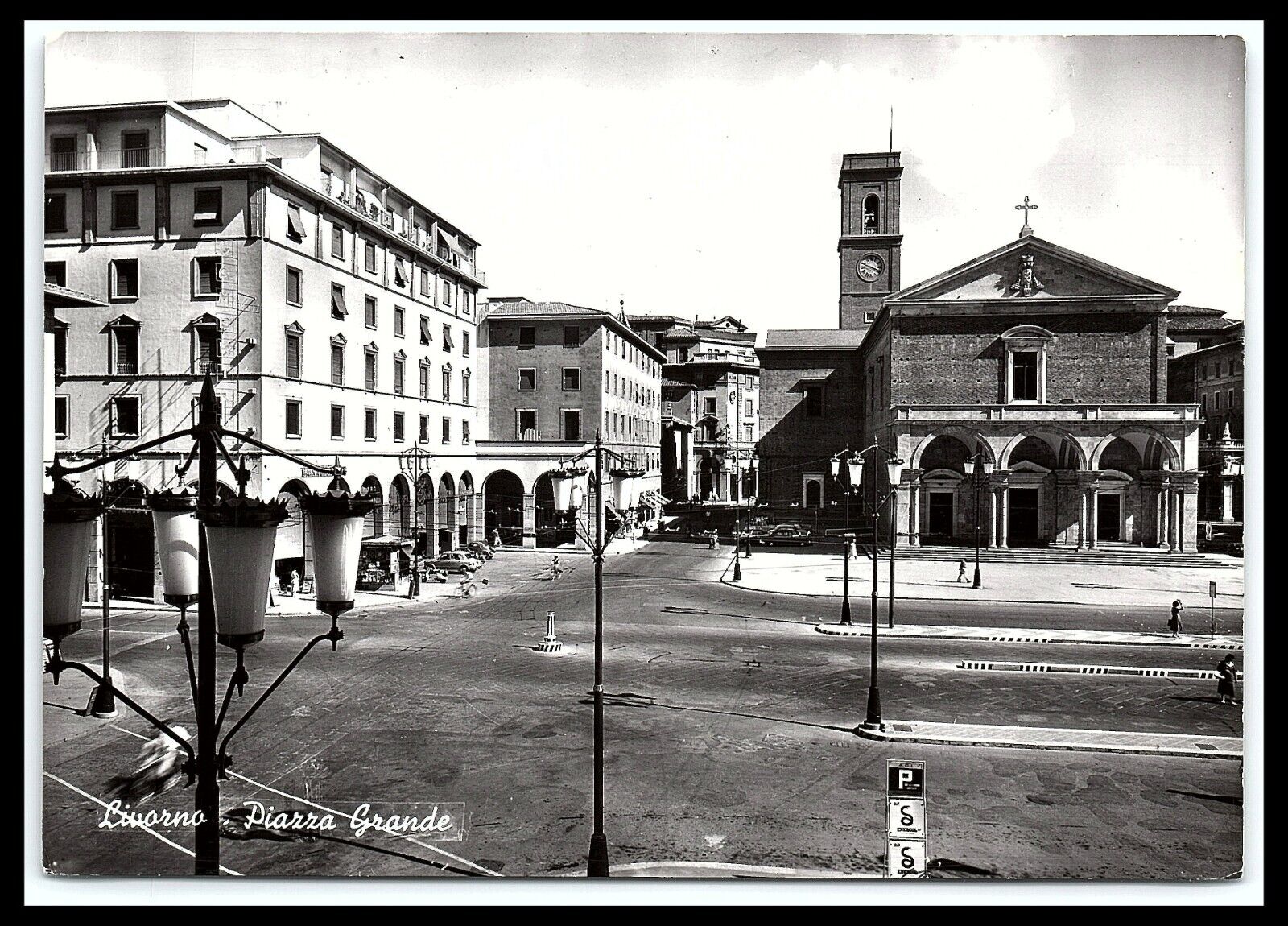 Grand Square Grand Place Street Scene Continental Postcard RPPC    cl44