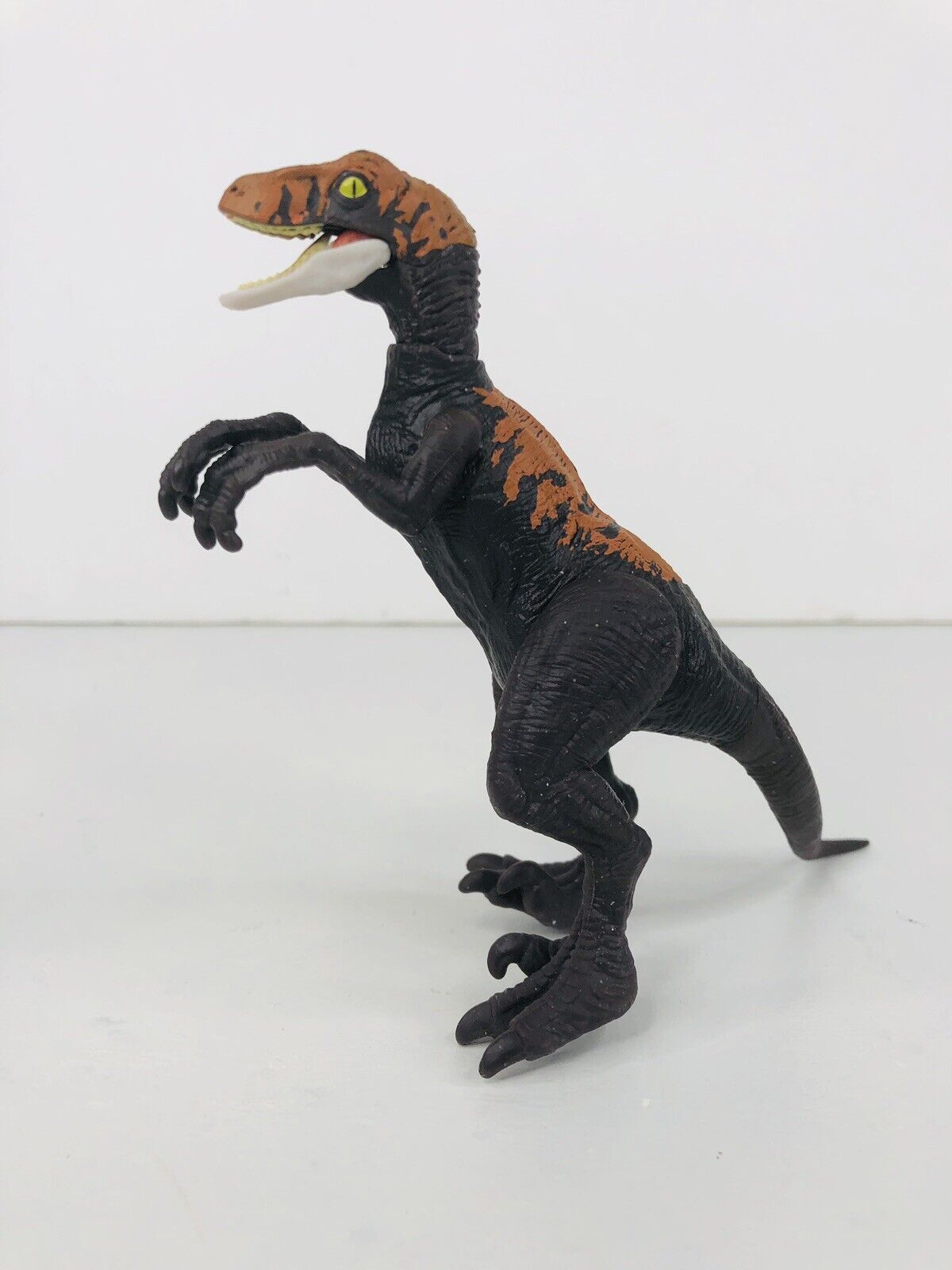 Exclusive Velociraptor Jurassic World Dominion Ferocious Pack Mattel Figure 2022
