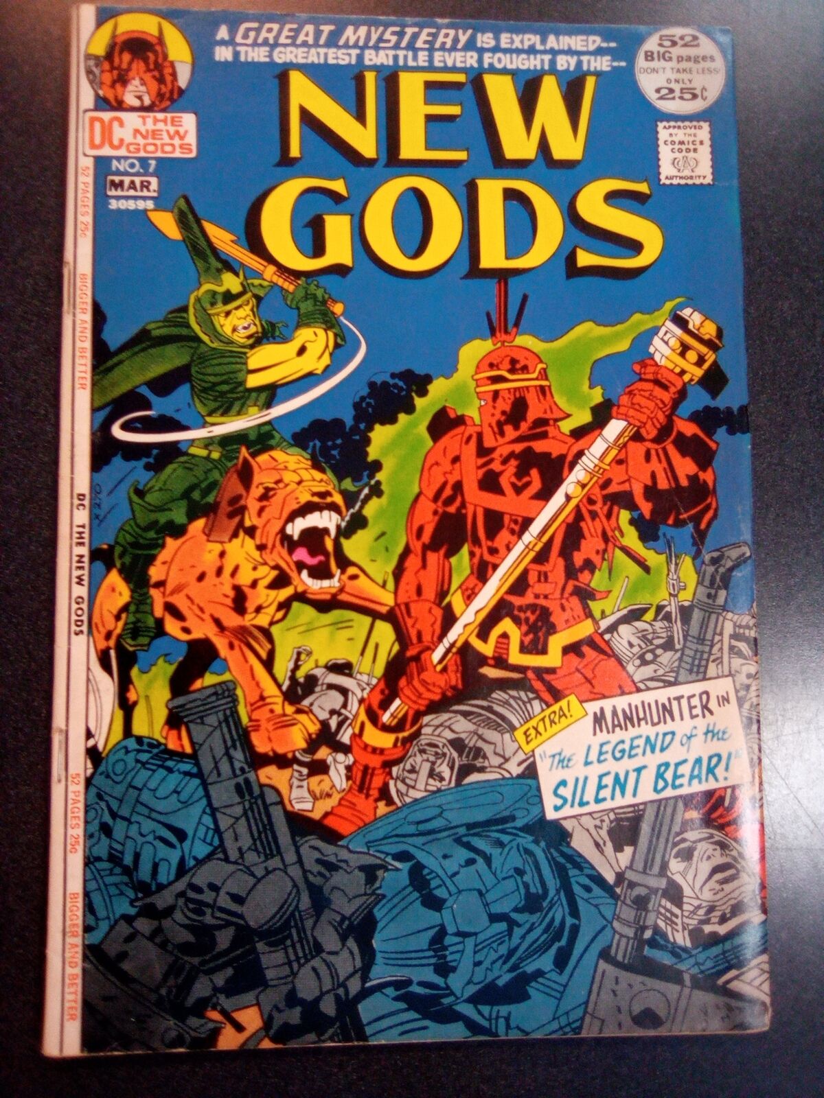 New Gods #7 (1972) VG+ Coniditon Comic Book First Print DC Jack Kirby