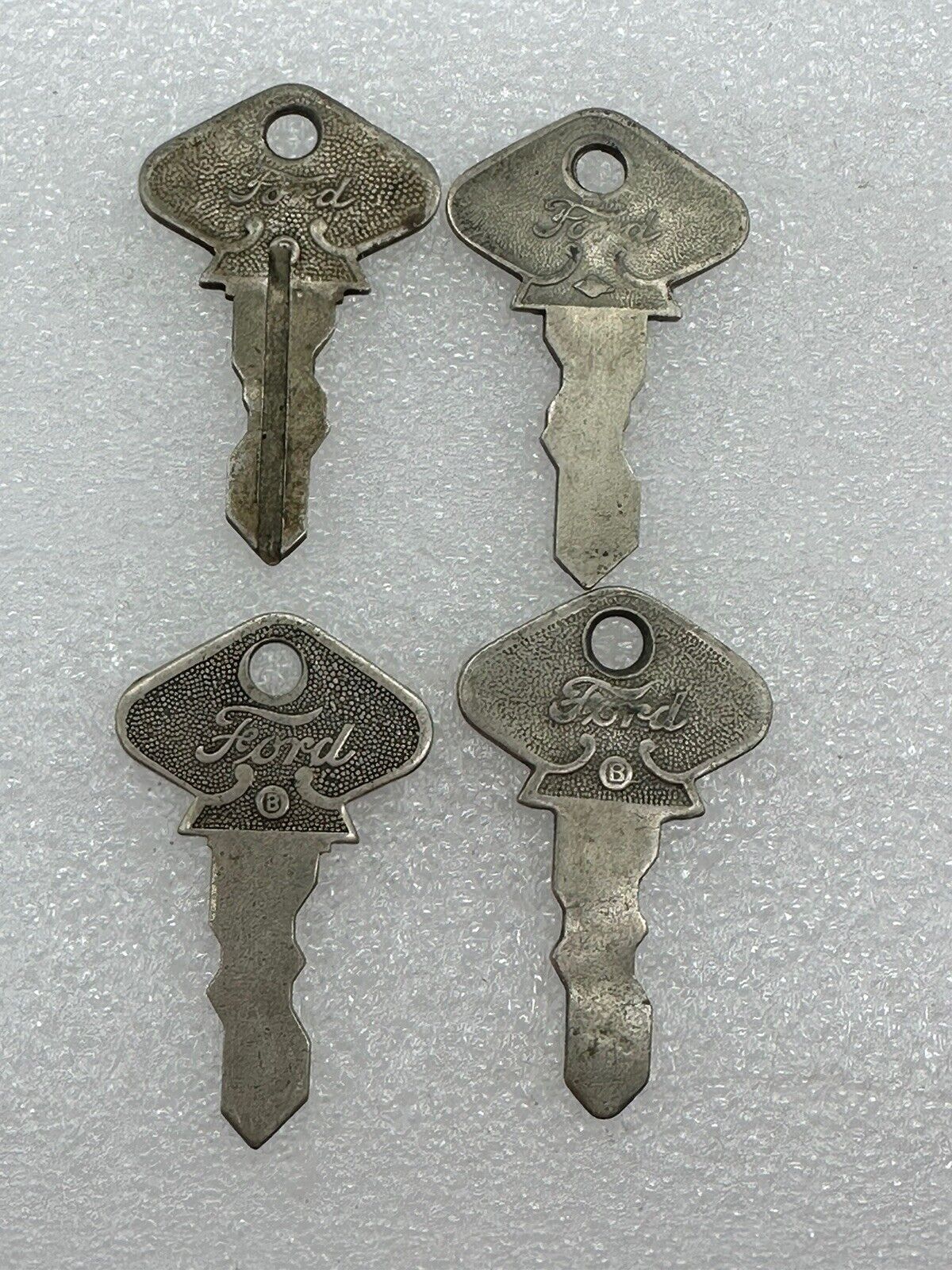 Antique Ford Model T Keys Lot Of 4 With Ford Script 61 62 63 64