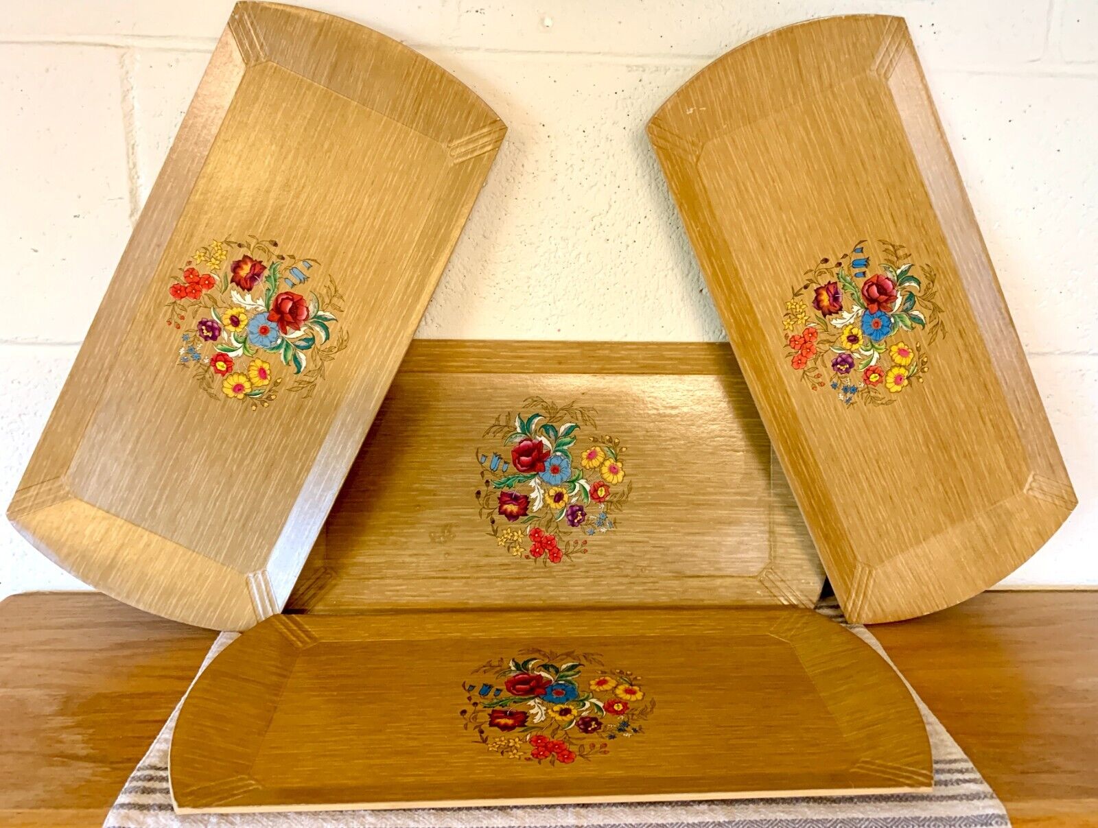 Set of 4 Hasko Haskelite Snack Trays Floral Wood Grain Veneer c1940s-50s Vintage