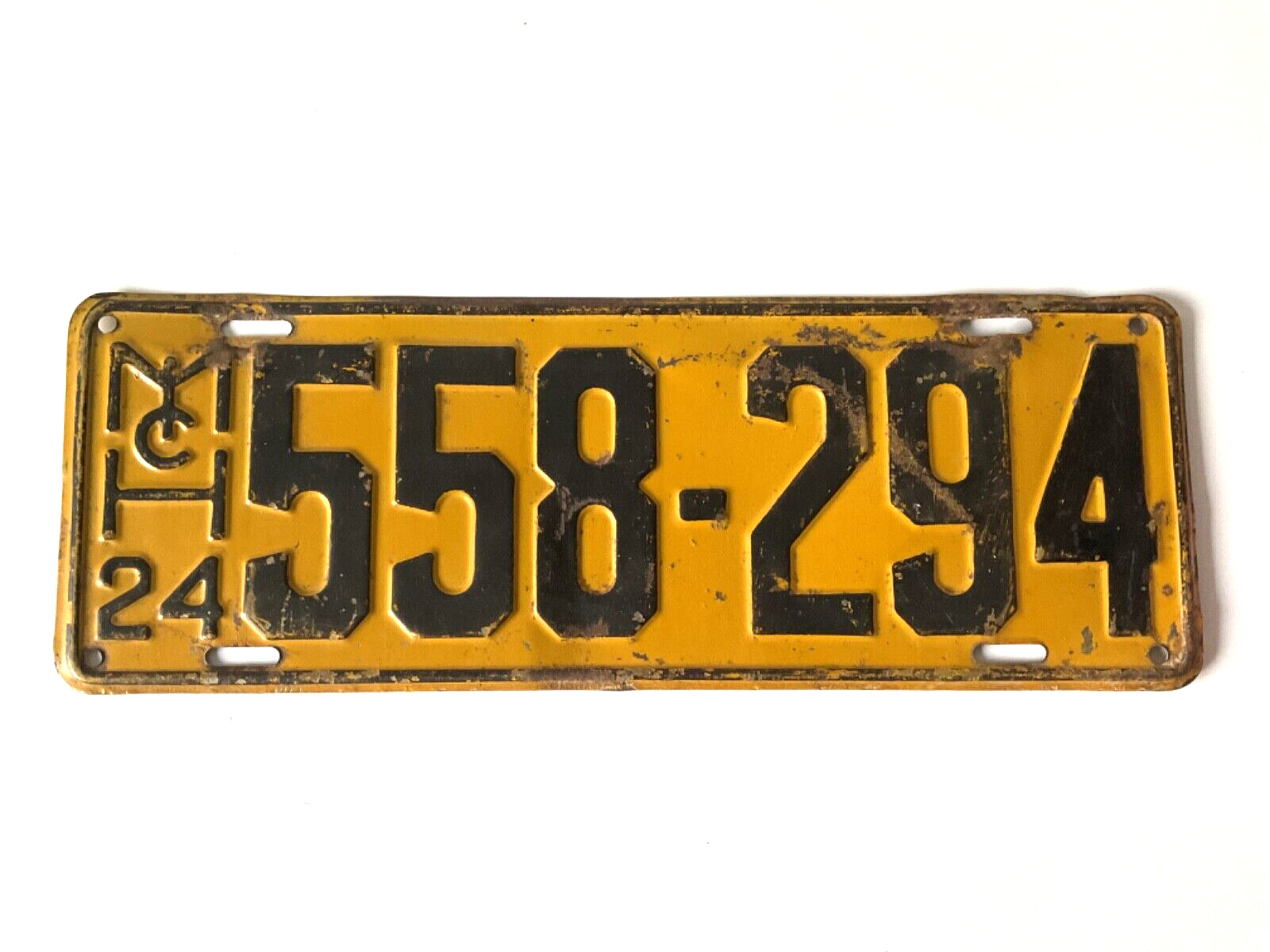 Rare 1924 Michigan License Plate All ORIGINAL PAINT