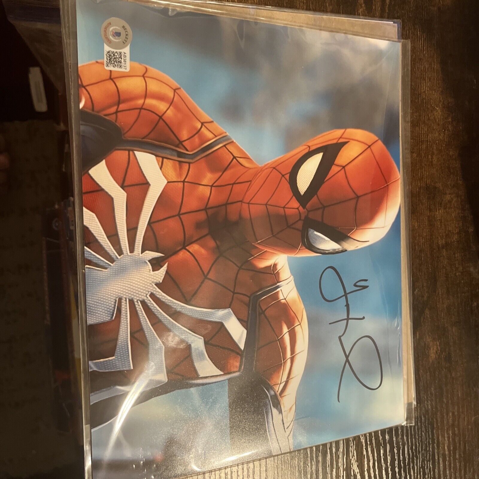 Lowenthal, Yuri Signed 8 X 10 Spider-Man Beckett Authentication 