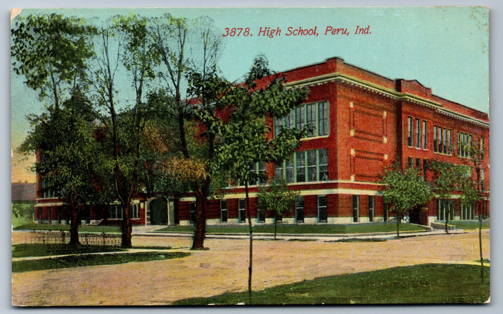 Postcard Indiana IN c.1910\'s High School Peru Y5