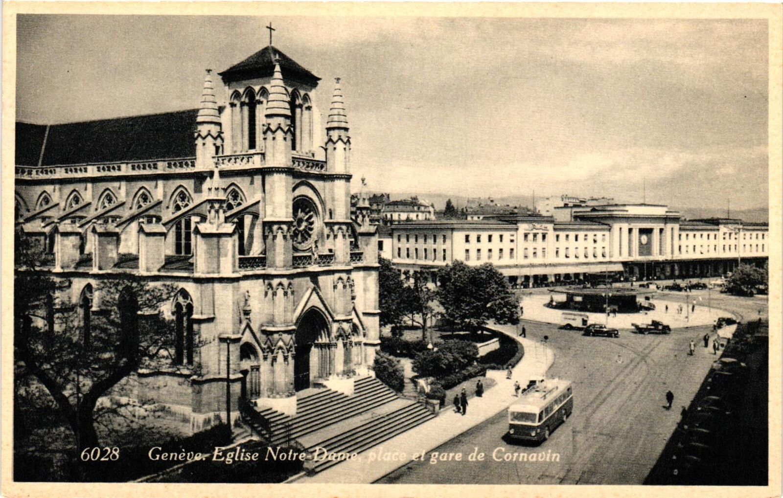 VTG Postcard RPPC- Eglise Notre-Dame, Geneva Early 1900s