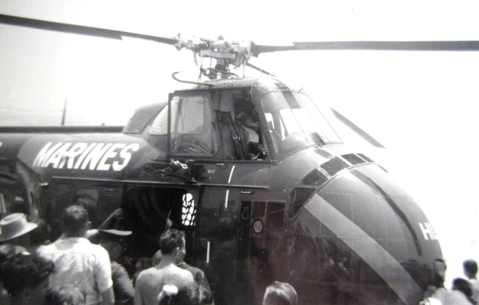 Vintage USMC Helicopter Sikorsky HRS-3 Chickasaw Photos Beach Landing 1950s