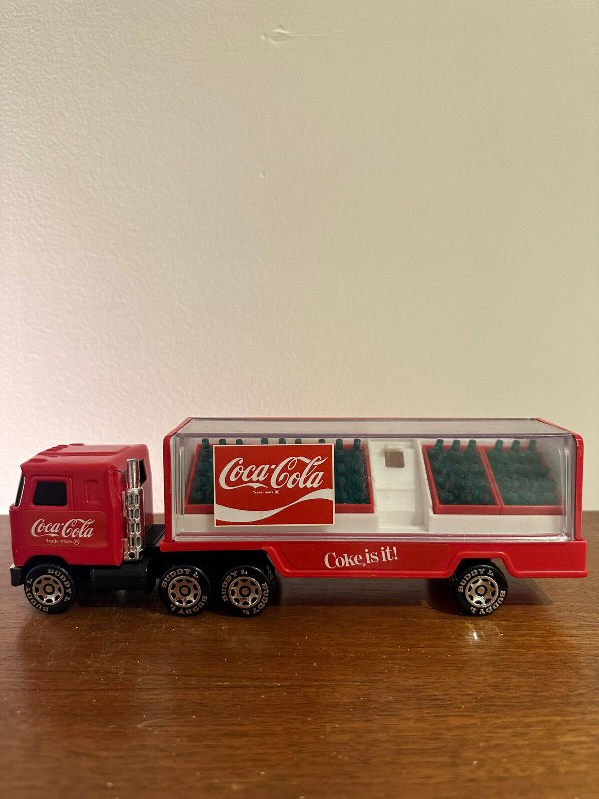 Vintage 1980\'s Buddy L Coca Cola Delivery Trailer Truck With Coca Cola Crates