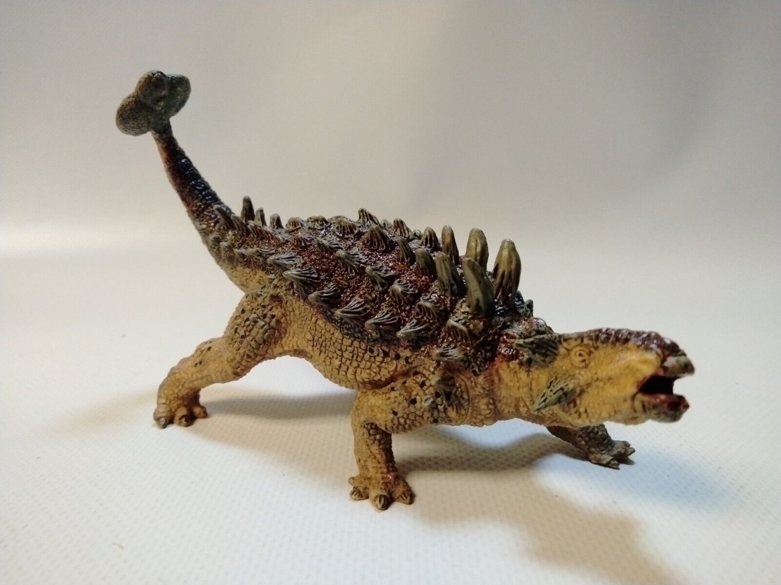 Papo Dinosaur Figurine Ankylosaurus. 🦖 5.5 Inch Long 3.5 Inch Tall 1907 Model