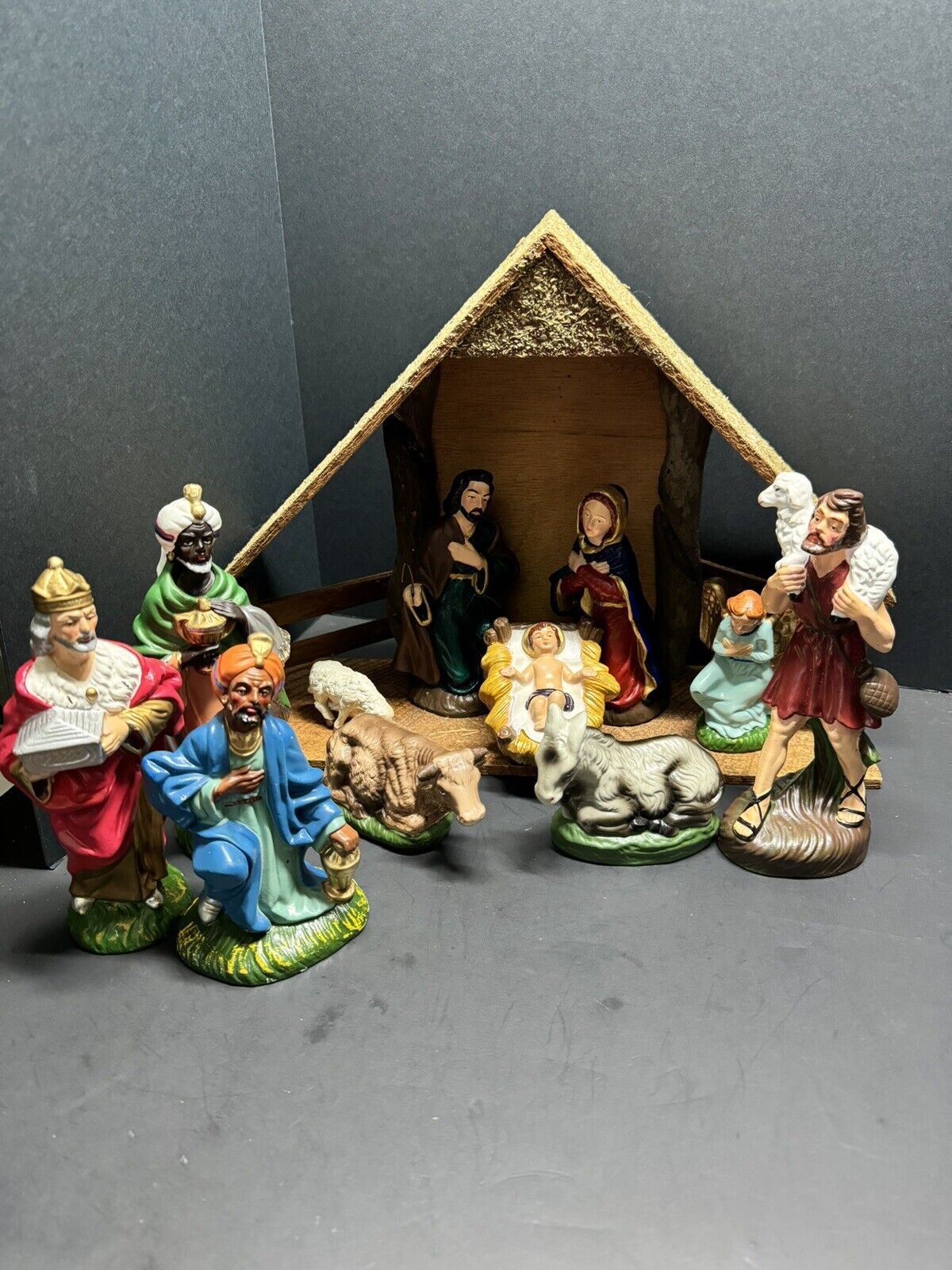 Nativity Scene 11 Pieces Chalk Ware + Manager Christmas  Japan Woolworth 1960’s