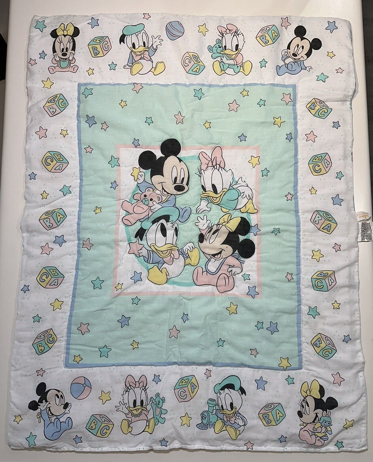 Vintage Dundee Disney Comforter Blanket