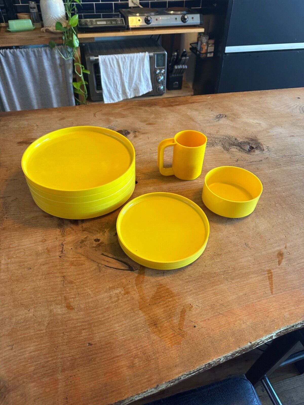 Vintage Mid Century Modern Heller Design Massimo Vignelli Plates Bowl Yellow