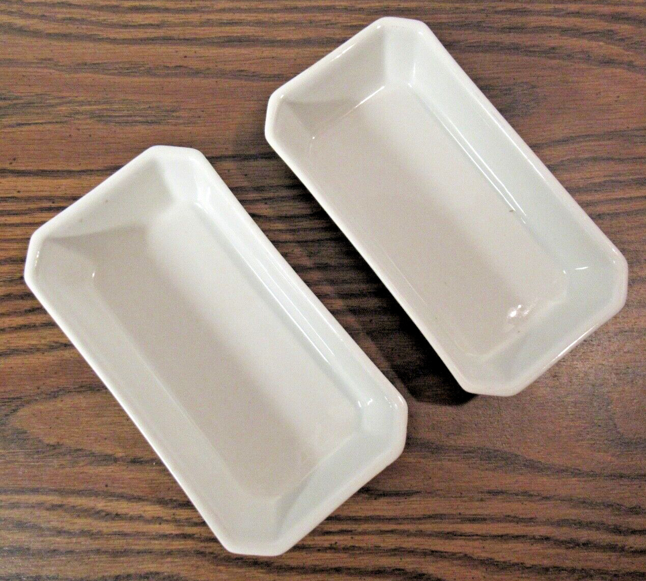 Vintage Set of 2 White Hall China United Airlines Casserole Dishes  CA 740 Tulip