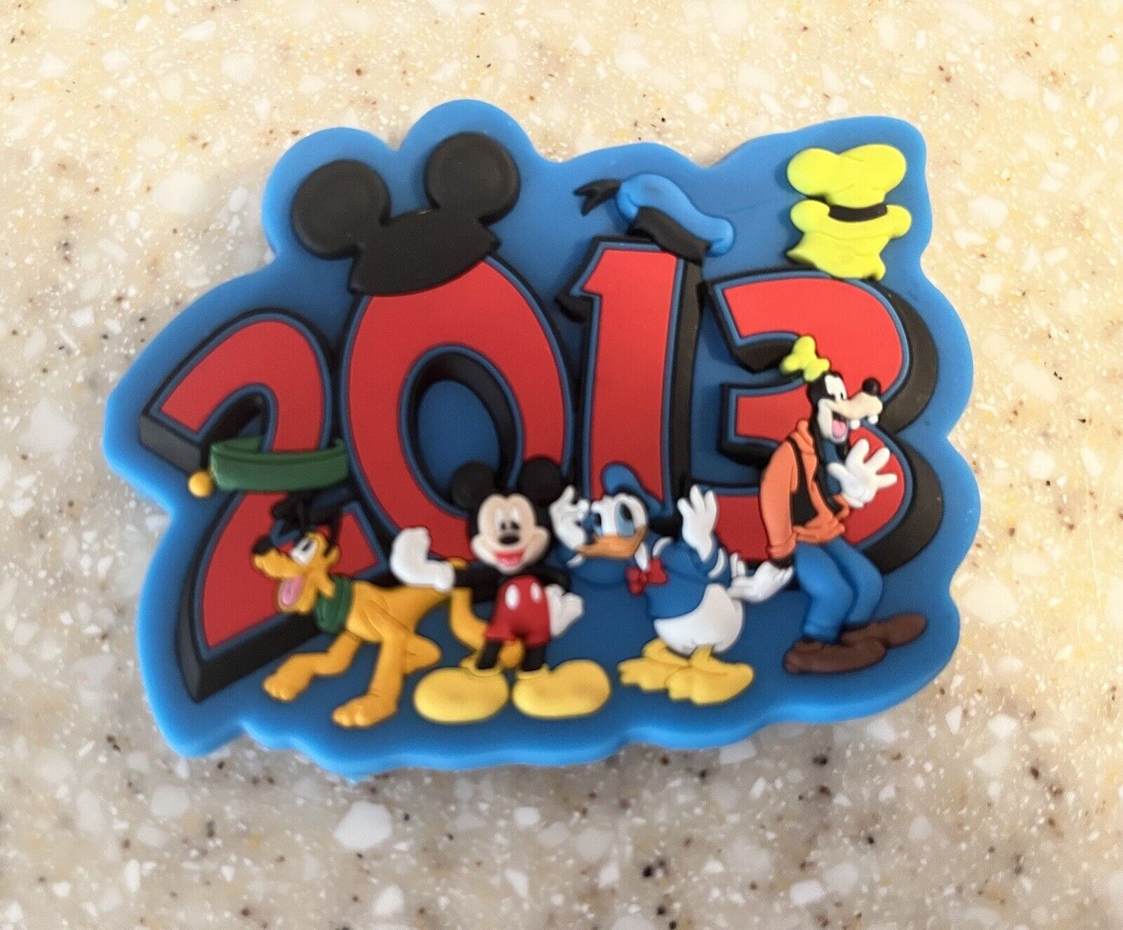 2013 Walt Disney Frig Magnet Pluto Goofy Donald Duck Mickey Mouse & Friends