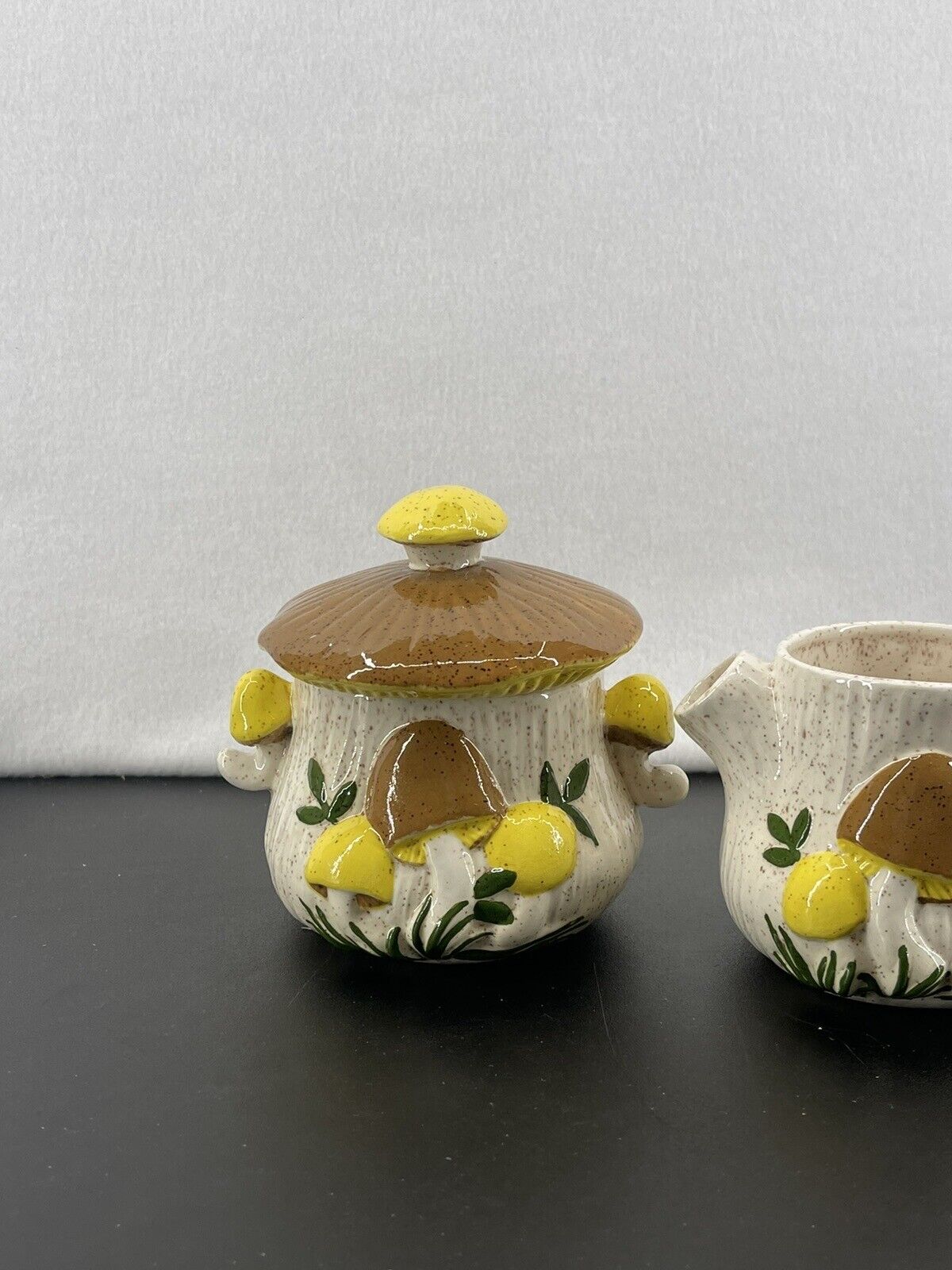70’s Vintage Arnels Mushroom Theme Sugar Bowl And Creamer • Ceramic • EUC