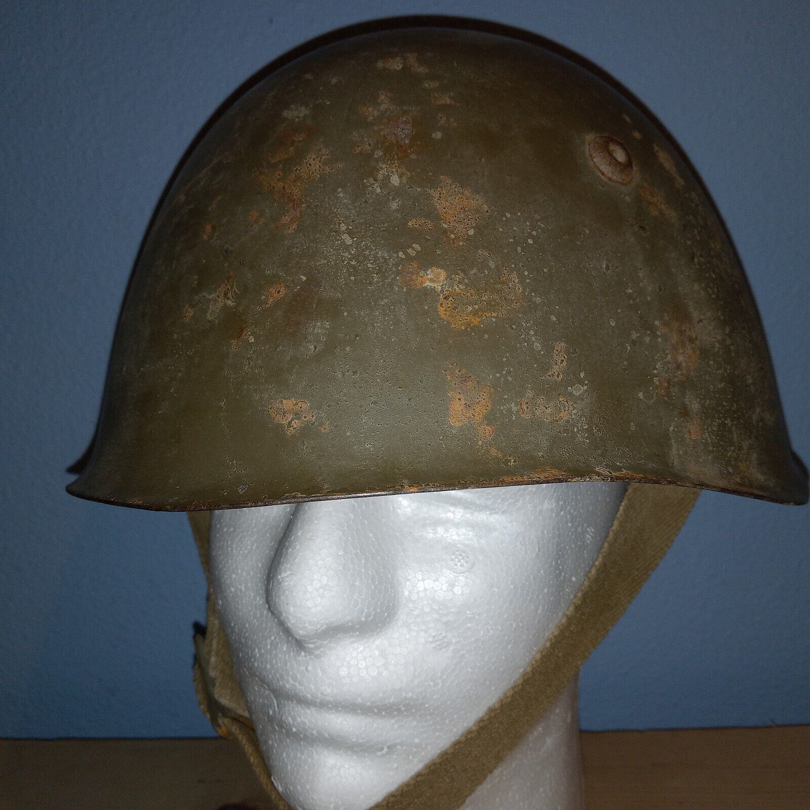 WW2 Italian Combat Helmet AXIS.  lrg. Original,  Complete, very  choice