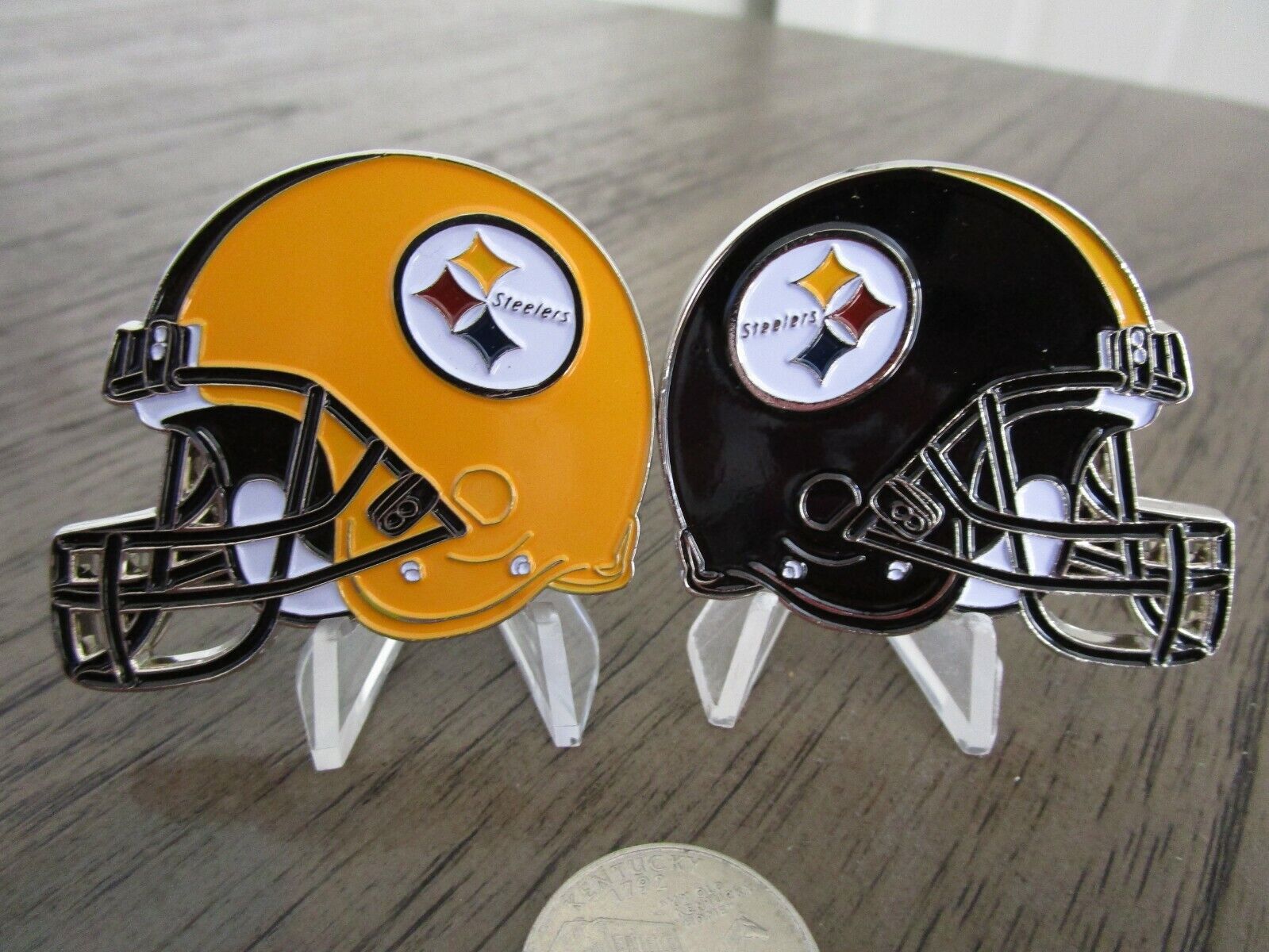 Pittsburgh Steelers NFL Football Team / Throwback Helmet Challenge Coin
