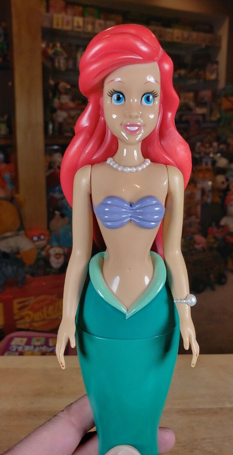 Vintage Rare 2004 Disney Princess Ariel Swimming Mermaid Big Time Toys *READ*