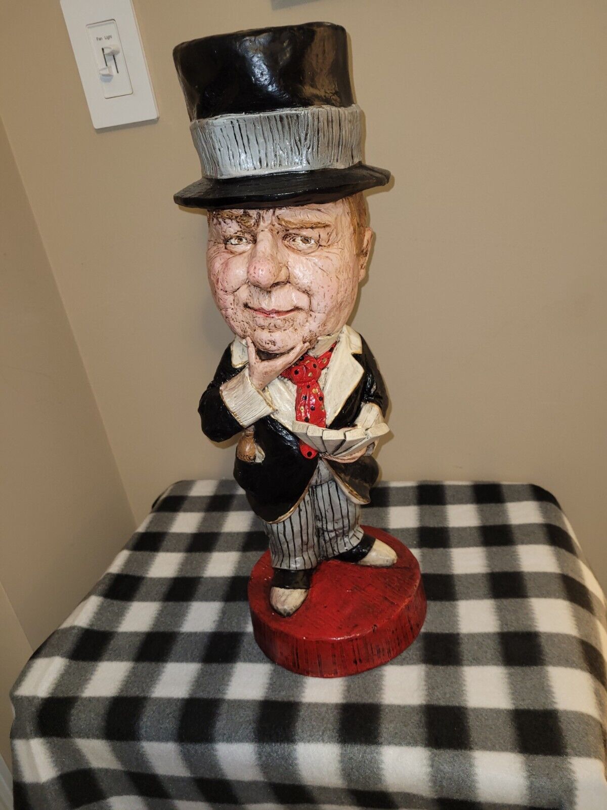 Vintage W.C Fields Statue, 19 inches tall.