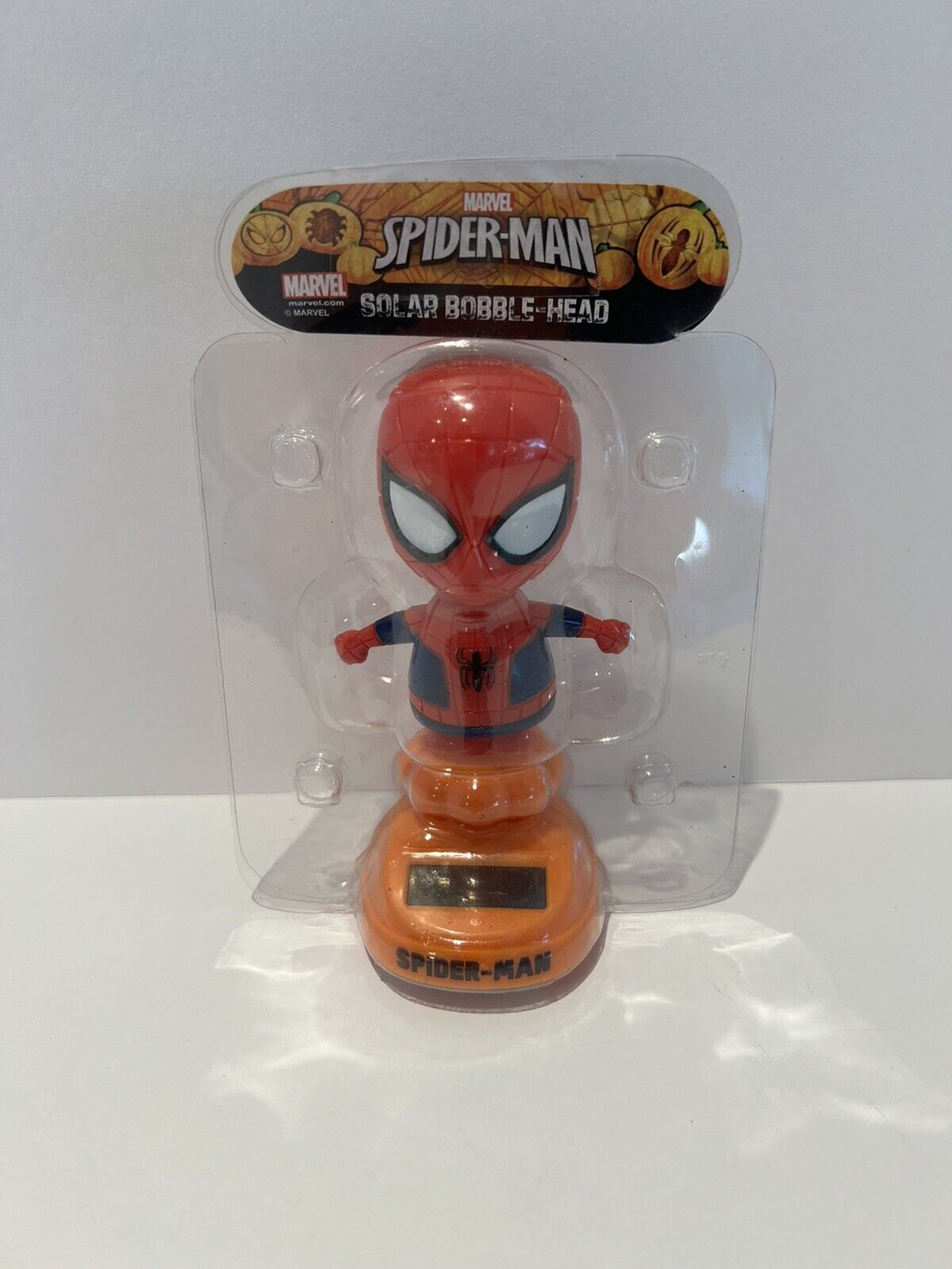 RARE 💙❤️ Marvel Spiderman Solar Powered Bobblehead Dancer
