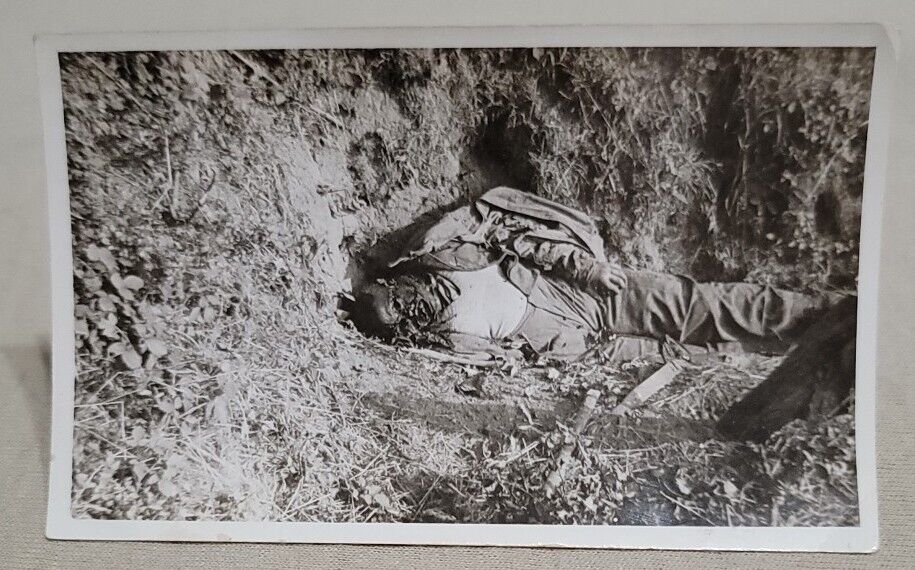 1944 Post Mortem German Soldier In A French Field Original Photograph WWll WW2