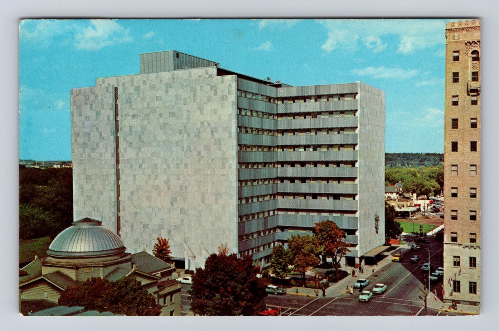 Rochester MN-Minnesota, Mayo Clinic, Vintage c1968 Souvenir Postcard