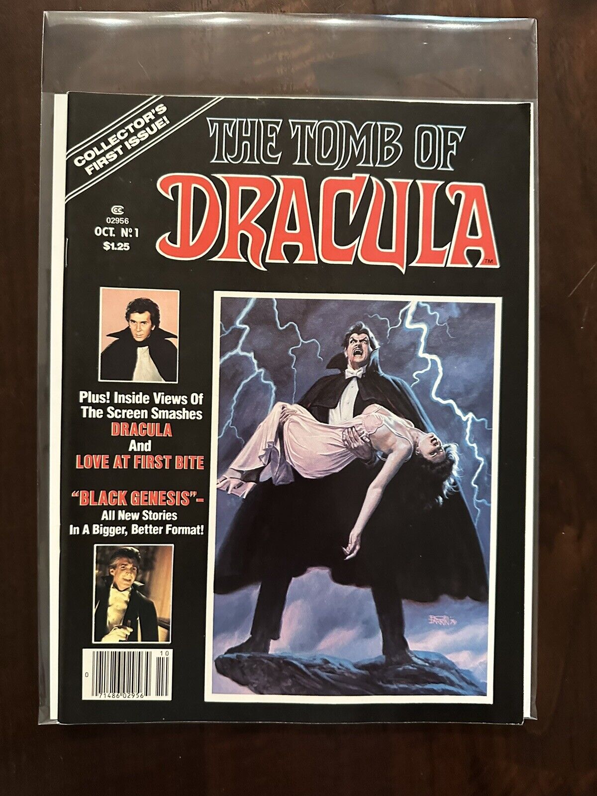 The Tomb Of Dracula #1 VF/NM Magazine Collector\'s First Issue