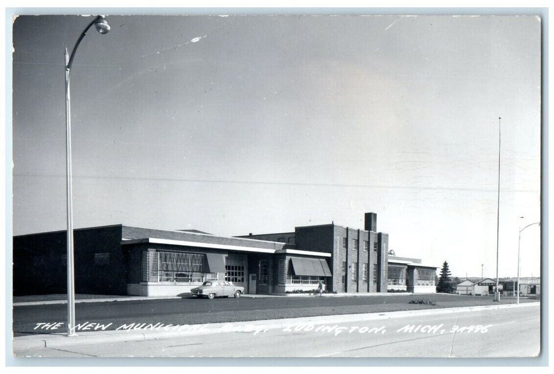 c1950's New Municipal Building View Ludington MI RPPC Photo Unposted Postcard