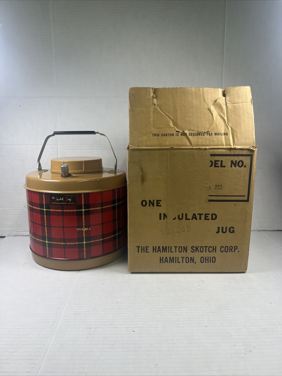 The Skotch Jug Scotch Plaid DELUXE Vintage MCM 1 Gallon Nice USA made 🇺🇸