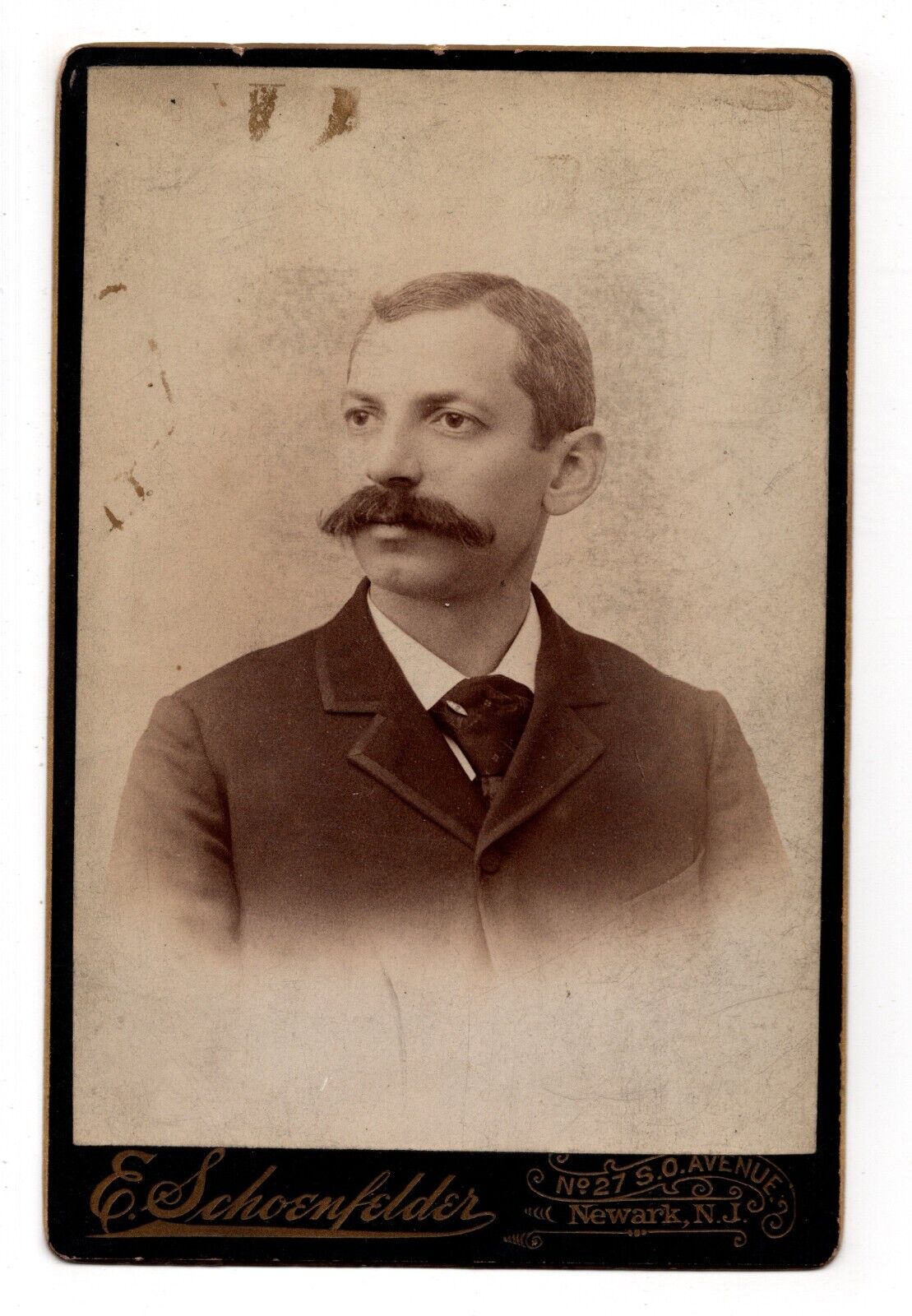 C. 1880s CABINET CARD SCHOENFELDER HANDSOME MAN WITH MUSTACHE NEWARK NEW JERSEY