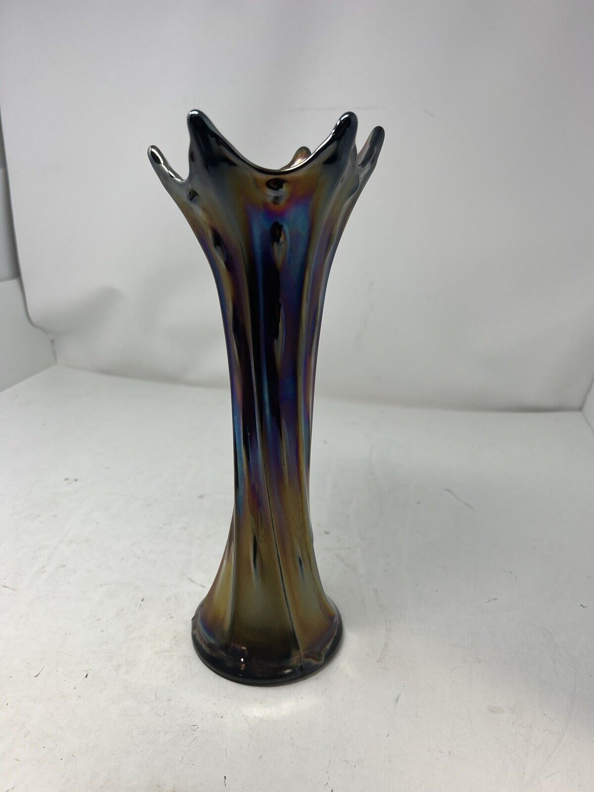 Vintage Carnival Pulled Loop Swung Iridescent Amethyst Glass Vase 
